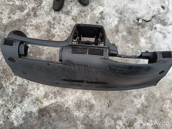 Торпеда верхняя часть Volkswagen Passat B5