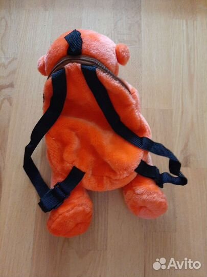 Мягкая игрушка-рюкзак