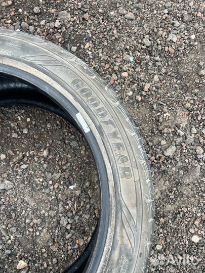 Goodyear Assurance 255/40 R19