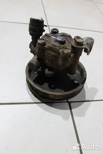 Насос гидроусилителя Mercedes Benz w164, w220