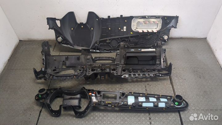 Панель передняя салона Chevrolet Camaro, 2018