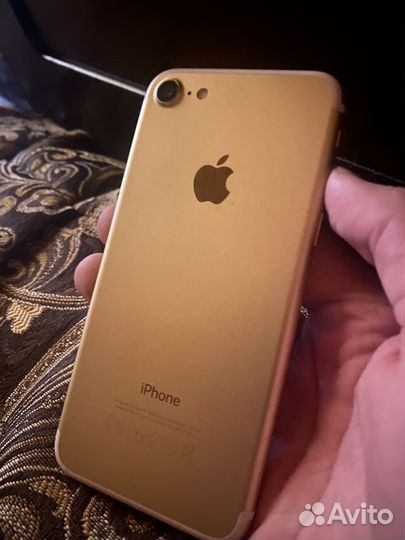iPhone 7, 32 ГБ