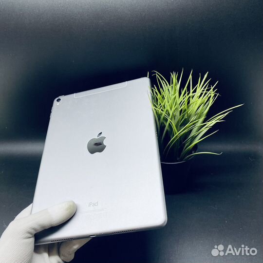 iPad Pro 9.7 2015 LTE (c SIM)