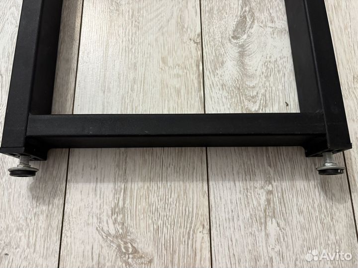 Подстолье в стиле лофт