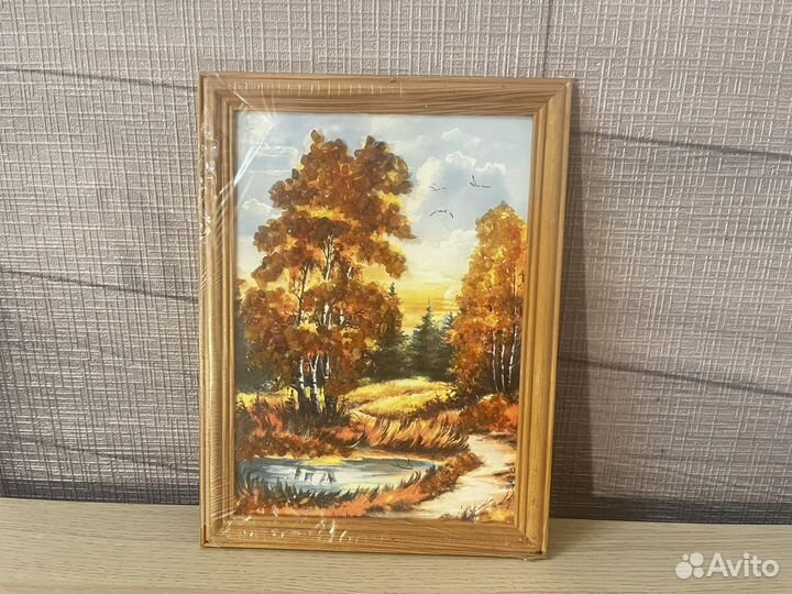 Картины с натуральным янтарем