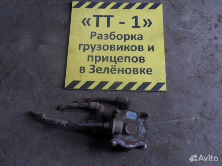 Клапан ускорительный б/у iveco 209750