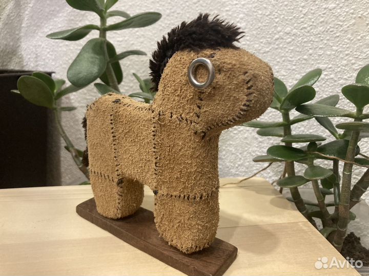 Интерьерная игрушка. Лошадка