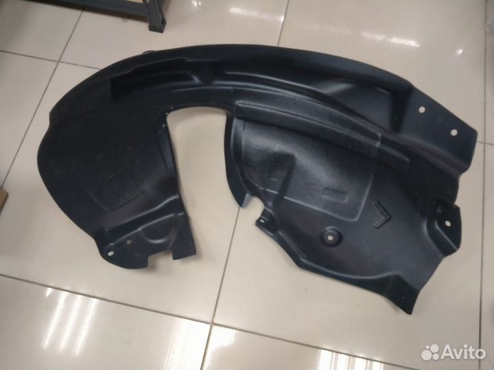 Подкрылок передний левый Renault Kaptur
