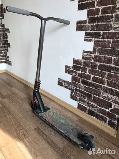 Трюковой самокат кастом