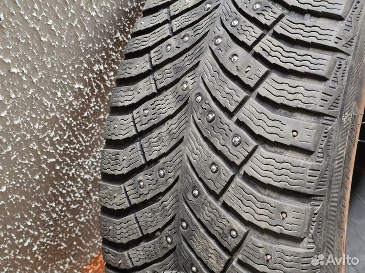 Michelin X-Ice North 4 245/40 R20