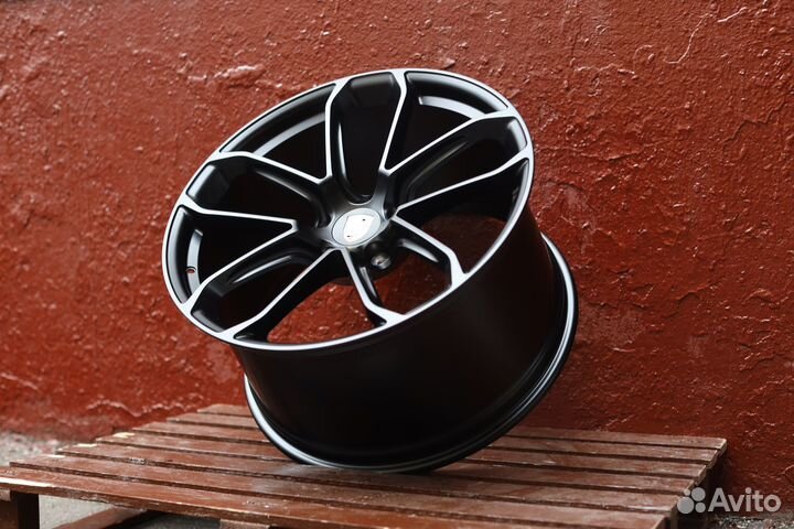 Кованые диски R22 Porsche Cayenne