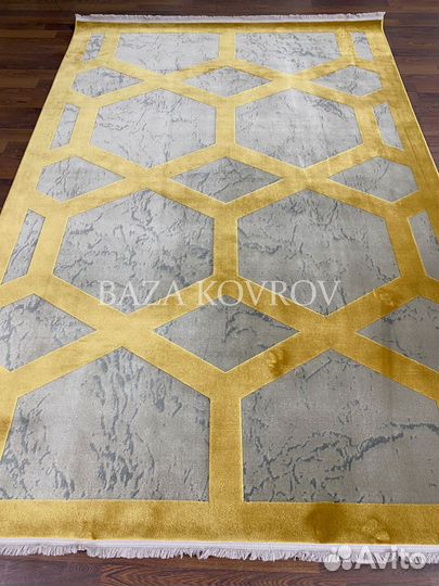 Ковер современный