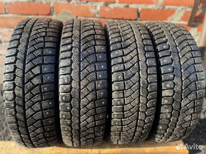 Viatti Brina Nordico V-522 185/65 R15 88T