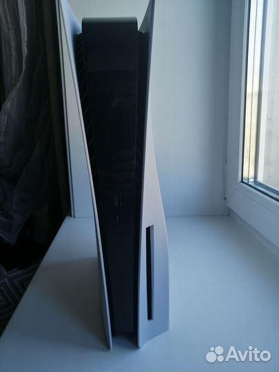 PlayStation 5 с дисководом / 2 джойстика + Игры