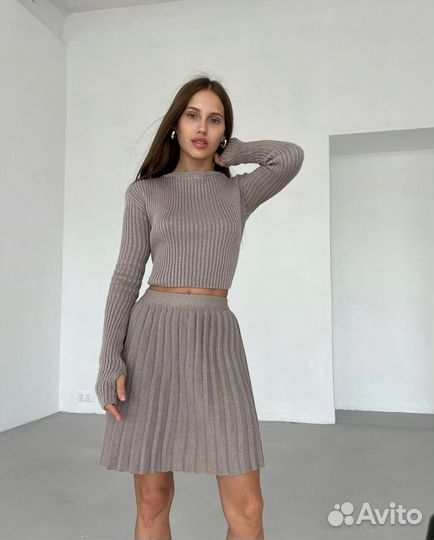 Костюм женский вязаный с юбкой lime zara garage