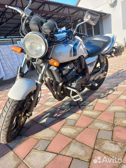 Мотацикл Honda CB400