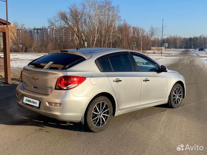 Chevrolet Cruze 1.6 МТ, 2012, 285 000 км