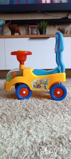 Детская машинка каталка