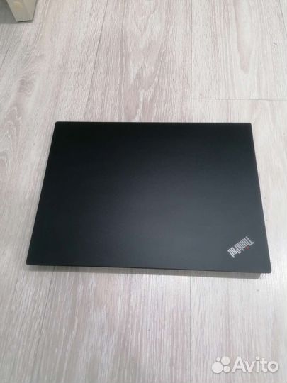 Lenovo thinkpad e490