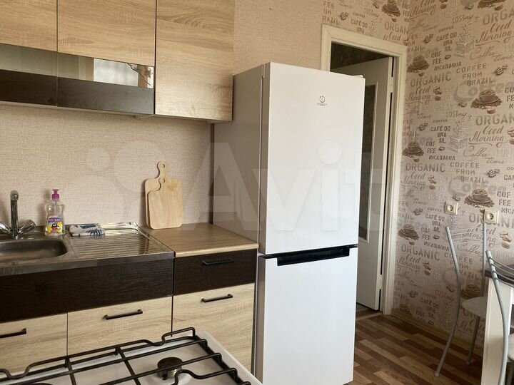 2-к. квартира, 54 м², 10/10 эт.
