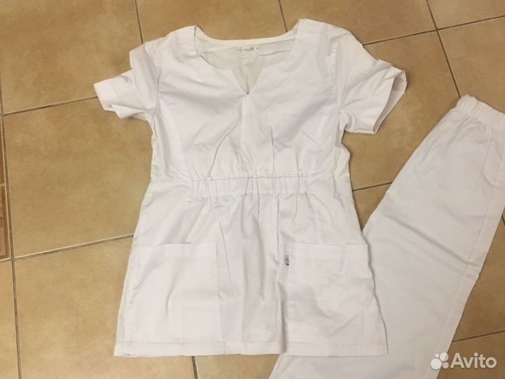 Медицинский костюм