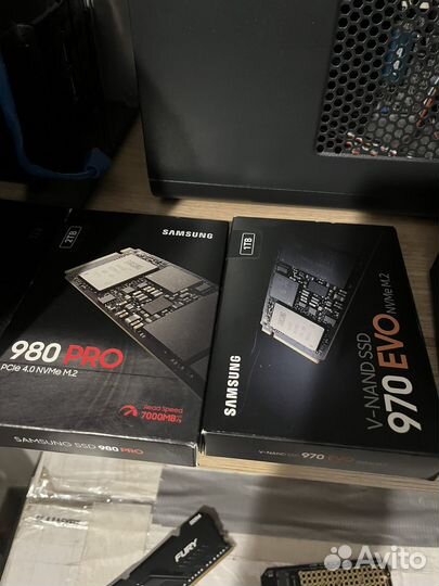 Samsung 2 тб Внутренний SSD-диск