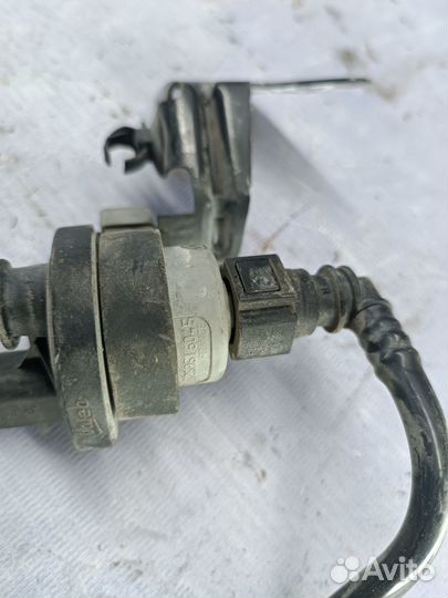 Вакуумная трубка клапан абсорбера Renault Logan 2