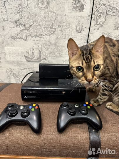 Xbox 360 прошитая 500GB +2 джойстика