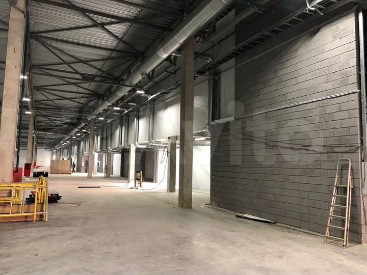 Склад, 1400 м²