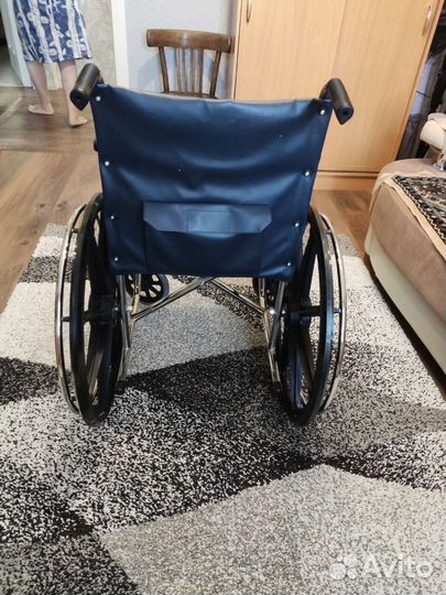Инвалидная коляска