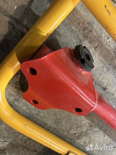 Задняя распорка ваз 2114