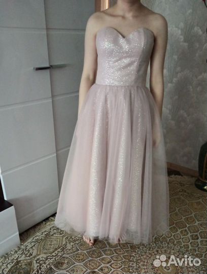 Платье вечернее