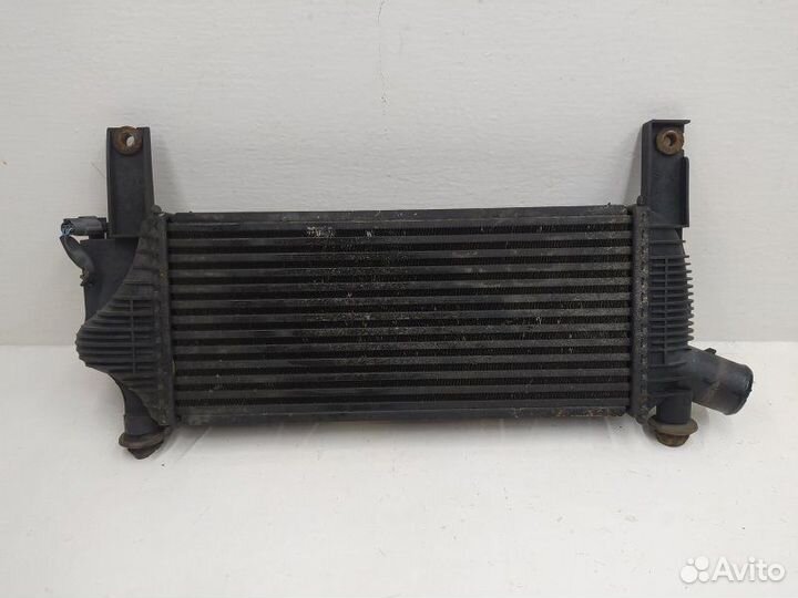 Б/У Б/У Интеркулер behr С датчиком 14461EB360