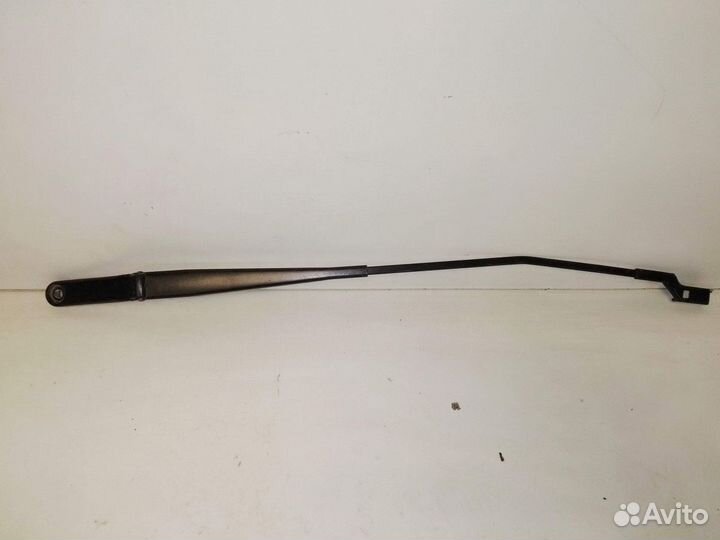 Поводок стеклоочистителя правый Seat Leon 5F