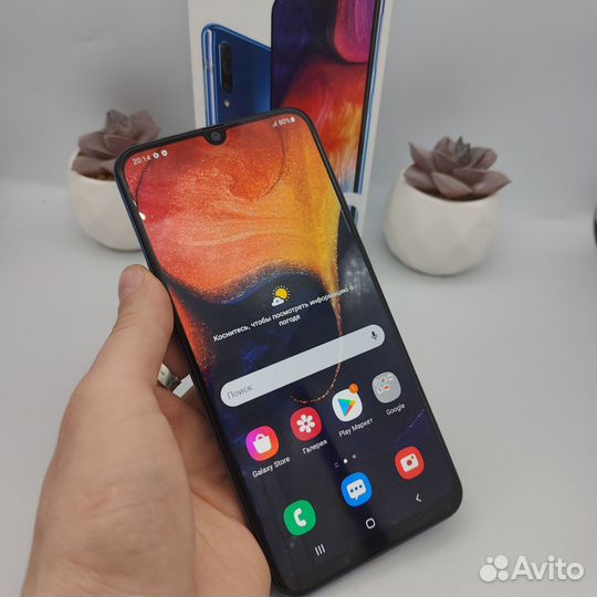 Samsung Galaxy A50, 4/64 ГБ