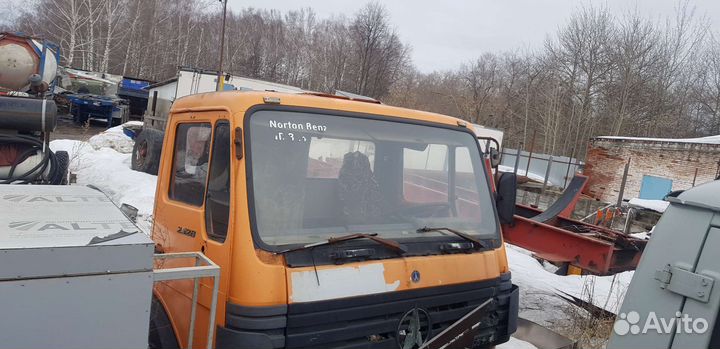 Кабина mercedes atego 2222