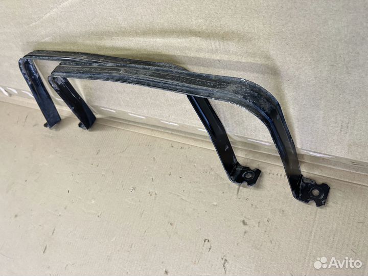 Хомуты бензобака Шкода Кодиак, Фольцваген Тигуан 2