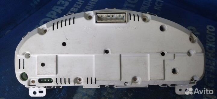 Панель приборов Mitsubishi Grandis минивен 4G64