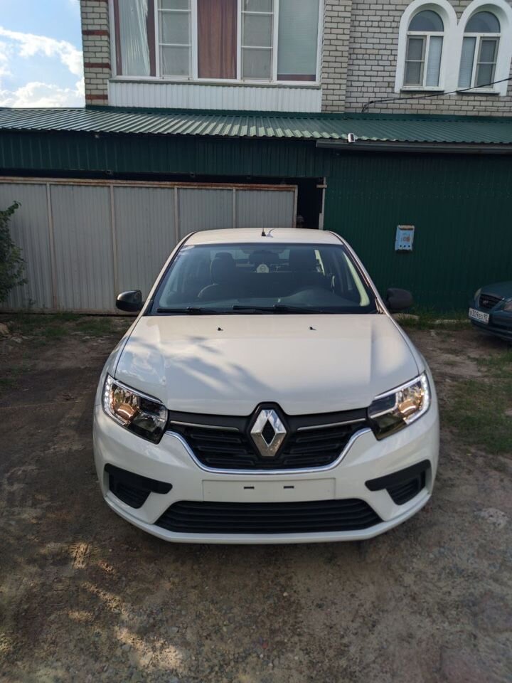 Renault Logan: фото владельца