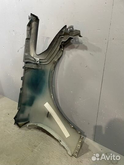 Крыло переднее левое Infiniti G V36