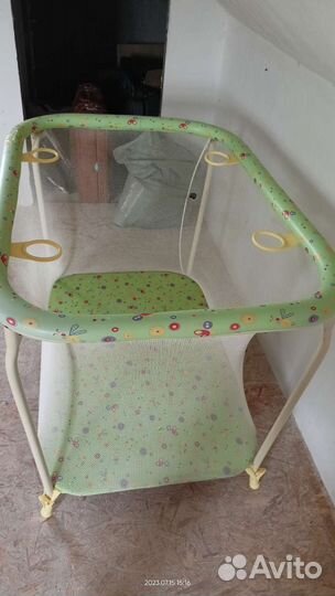 Манеж детский складной