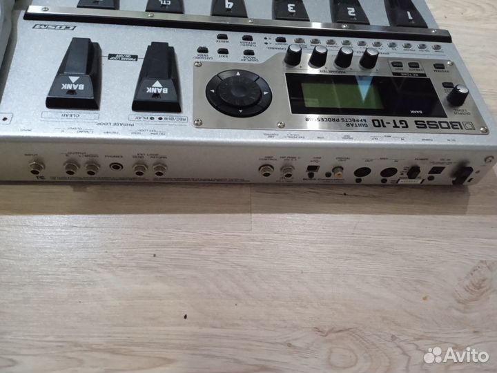 Гитарный процессор GT10