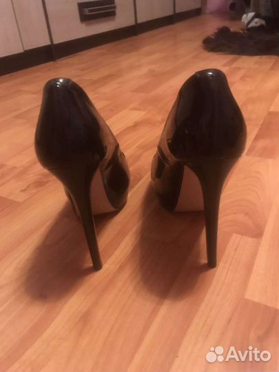 Продам туфли размер 39-40
