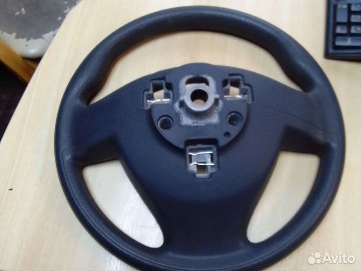 Руль renault logan2