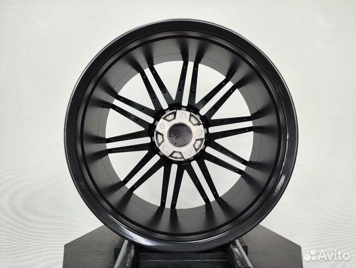 Диск MR AMG R19 5X112 разношир перед gbml