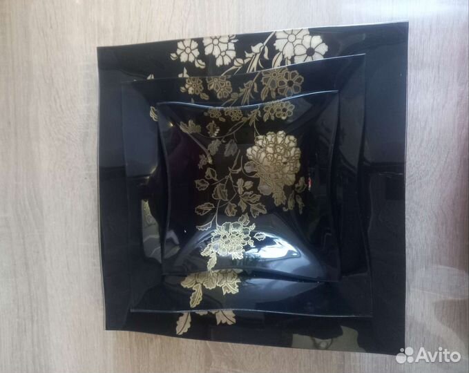 Набор тарелок, кофейный набор