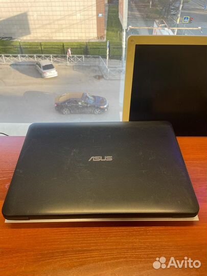 Pentium N3700/4/GeForce 920M/SSD 512Гб