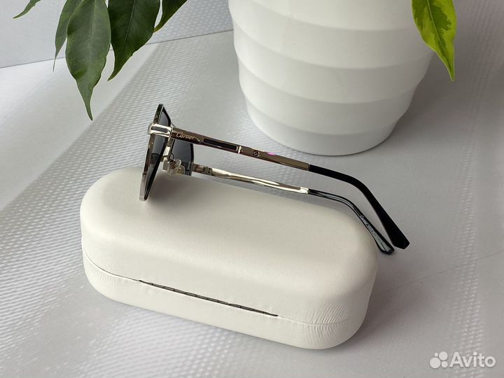 Солнцезащитные очки cartier
