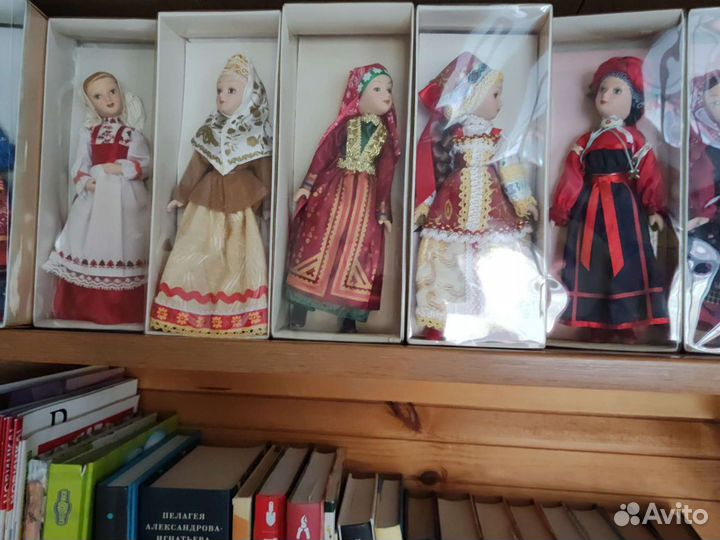Куклы в народных костюмах деагостини