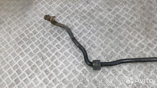 Стабилизатор поперечной устойчивости заднего моста